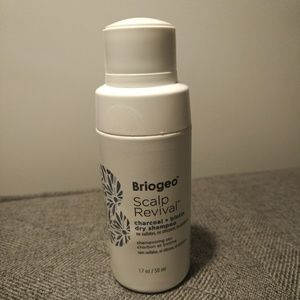 Briogeo Scalp Revival Dry Shampoo